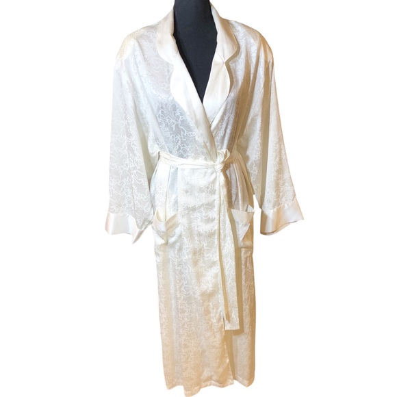 BRIDAL ROBE